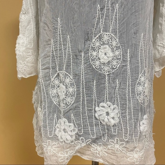 Le Marais Paris White Floral Lace Cold Shoulder Sheer Blouse Top Size XL - Picture 2 of 10